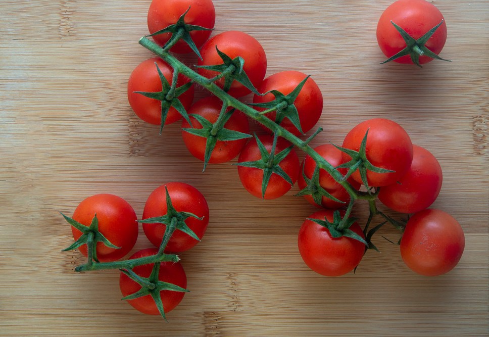 tomatoes spread out on the table